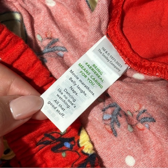 Aerie Red Sleepwear Ruffle Pajama Shorts with Christmas Pattern size Small NWT - Picture 4 of 6